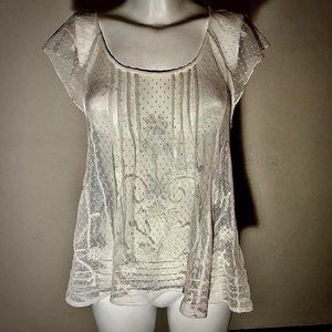 Abercrombie & Fitch White Flowy Lace Top